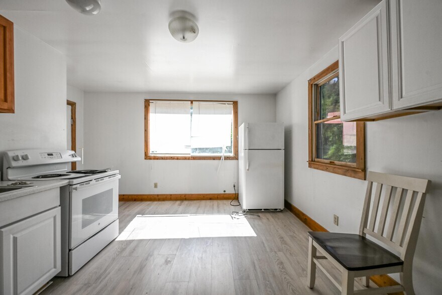 More Photos Of 329 Kent Rd, New Milford Apartments For Sale