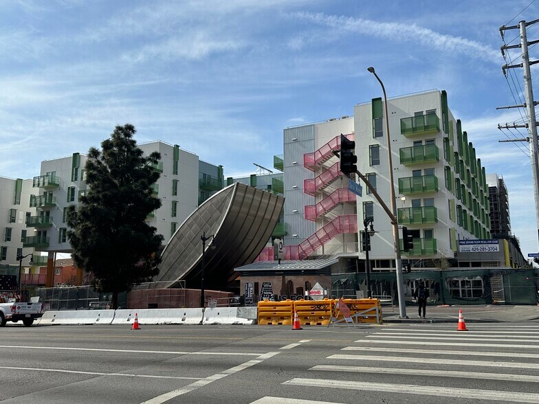 More Photos Of 1021 N Vermont Ave, Los Angeles Apartments For Lease