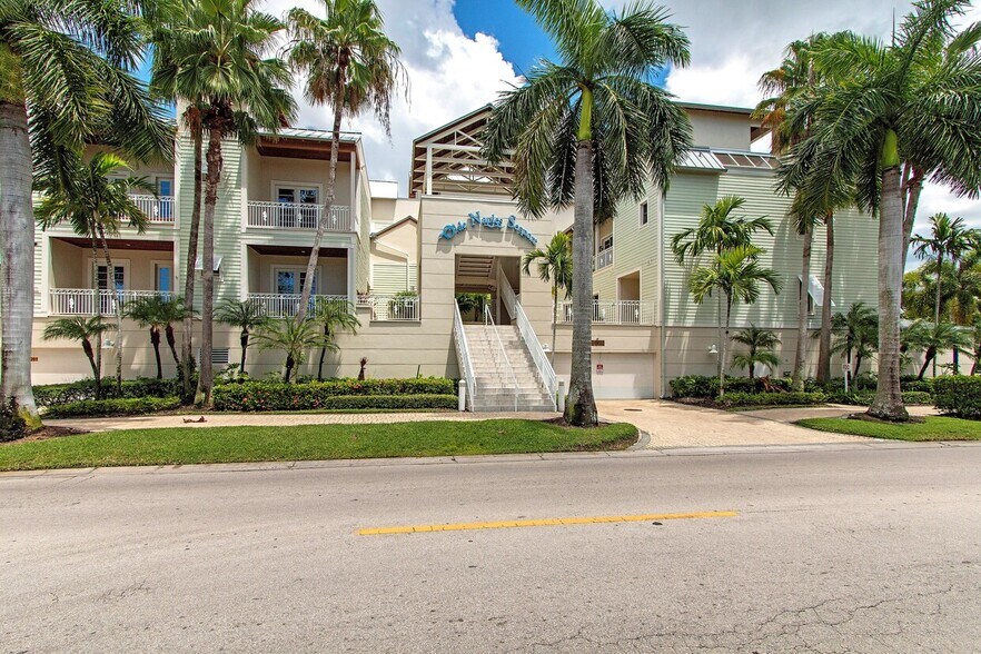 More Photos Of 1001 10th Ave S, Naples Office Residential For Sale