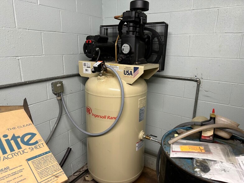 More Photos Of 23525 Eden St, Plaquemine General Retail For Sale