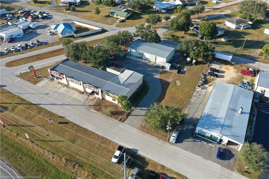 More Photos Of 32379 Broadway St, Sebring Storefront For Sale