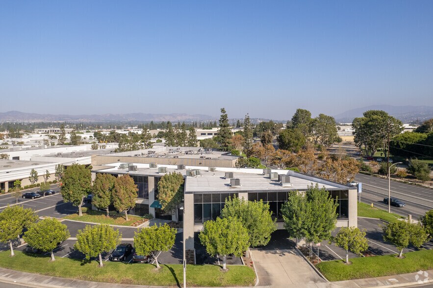 More Photos Of 1200 N Van Buren St, Anaheim Light Manufacturing For Lease