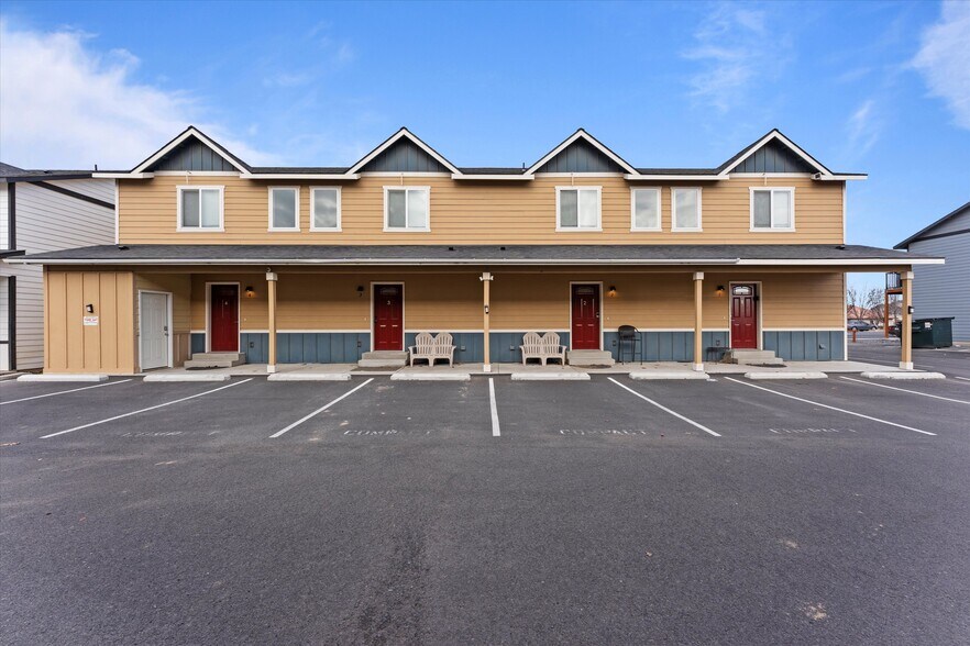 Primary Photo Of 2729 W Marina Dr, Moses Lake Apartments For Sale