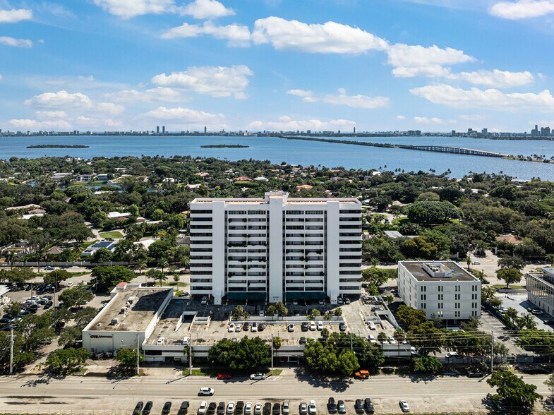 More Photos Of 4770 Biscayne Blvd, Miami Office For Lease