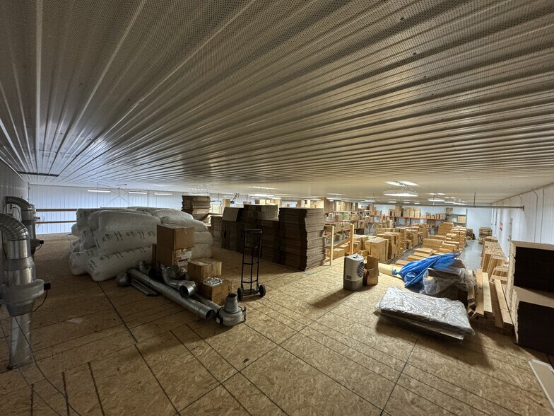 More Photos Of 351 S 12th Rd, Cortland Warehouse For Lease