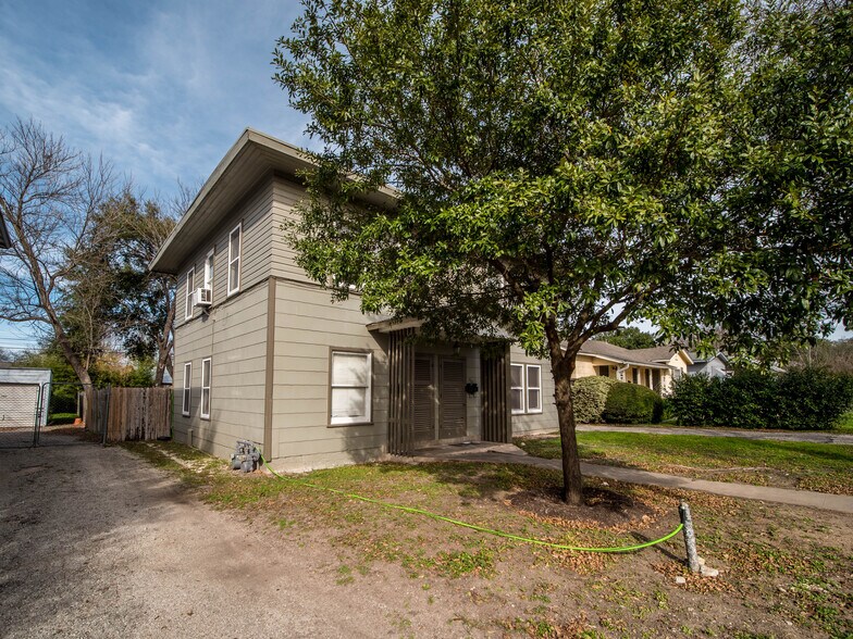 More Photos Of , San Antonio Multifamily For Sale