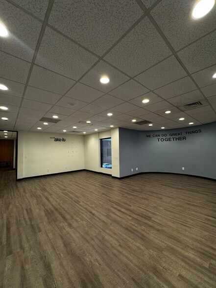 More Photos Of 722 E Osborn Rd, Phoenix Office For Lease