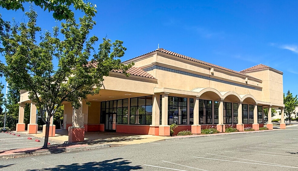 More Photos Of 24919-24975 Mission Blvd, Hayward Auto Dealership For Sale