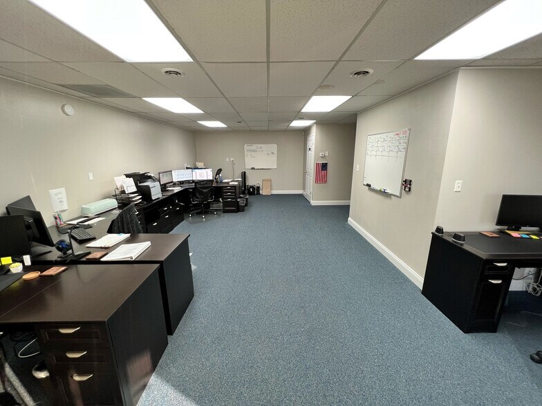 More Photos Of 6735-6765 Land O Lakes Blvd, Land O' Lakes Storefront For Lease