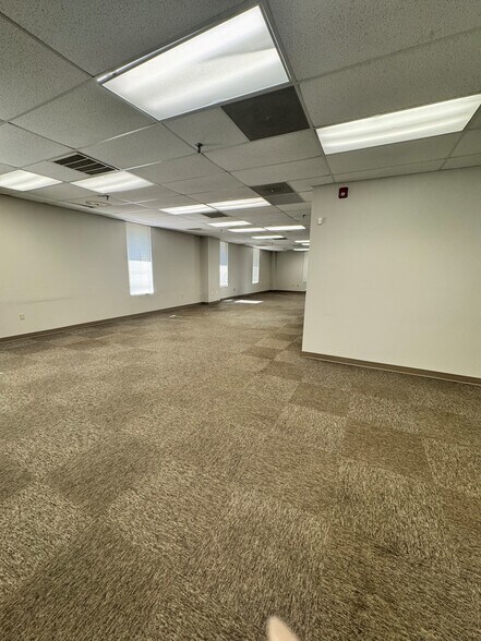 More Photos Of 603 High Tech Ct, Greer Research And Development For Lease