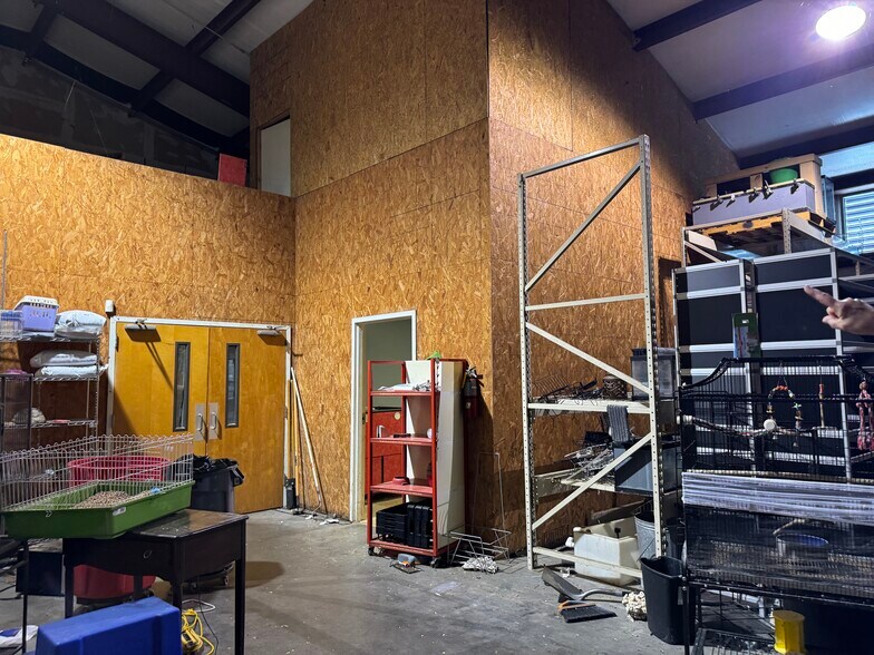 More Photos Of 1708 E Broad Ave, Rockingham General Retail For Sale