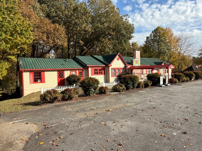 Primary Photo Of 4168 S Main St, Acworth Daycare Center For Sale