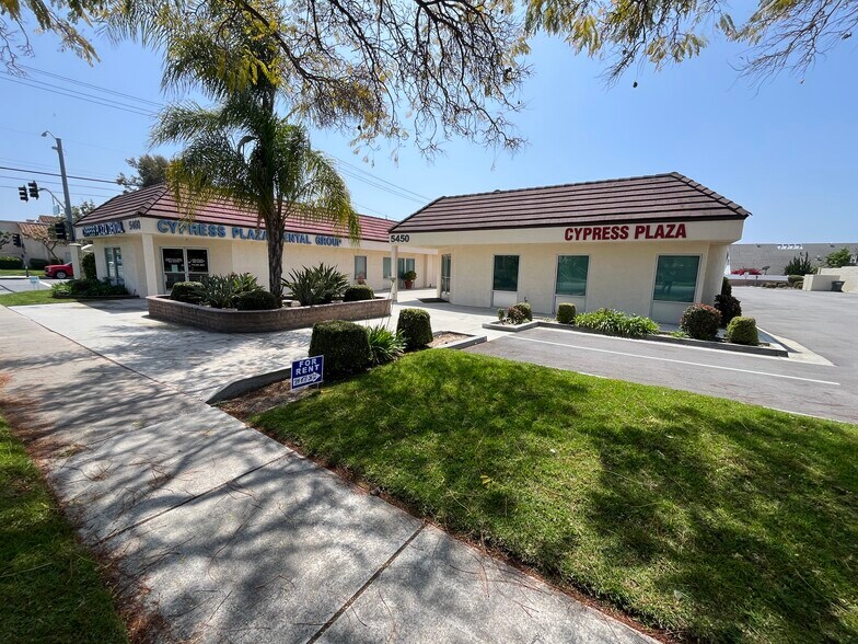 More Photos Of 5470 Orange Ave, Cypress Office For Lease