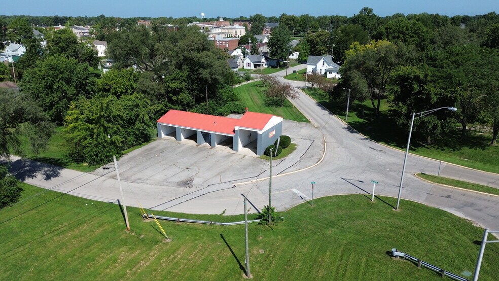 Primary Photo Of 222 E Water Street, Alexandria Carwash For Sale