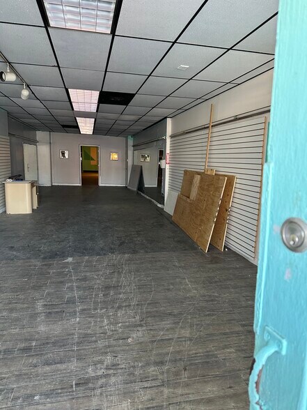 More Photos Of 1192 Yorkship Sq, Camden General Retail For Sale