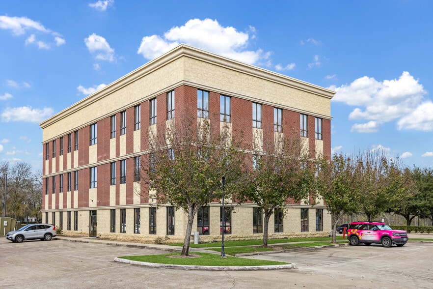 More Photos Of 52 Sugar Creek Center Blvd, Sugar Land Office For Sale