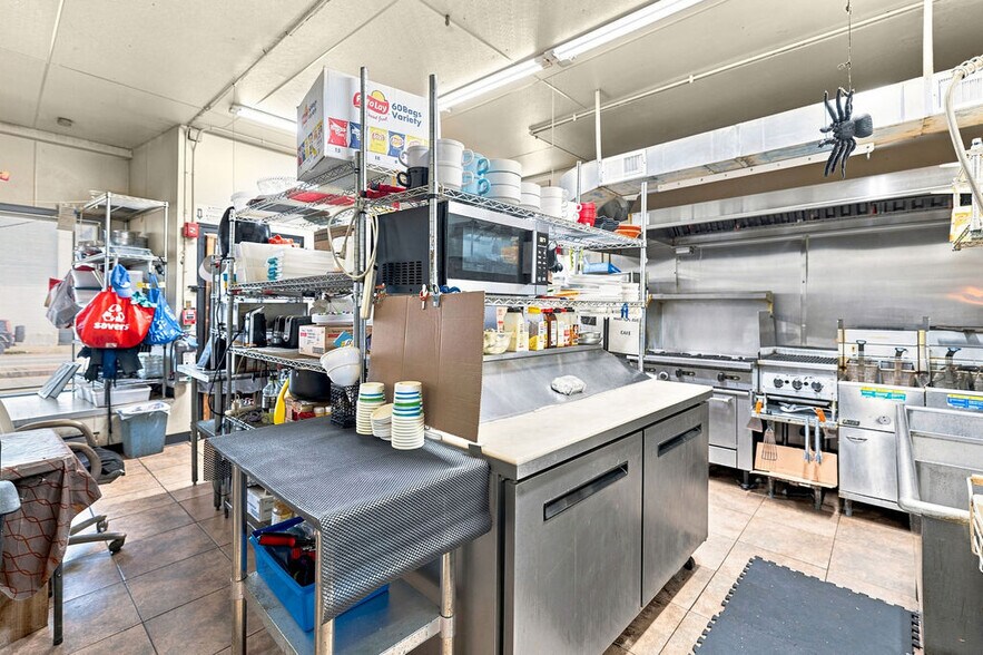 More Photos Of 491 Brayton Ave, Fall River Apartments For Sale
