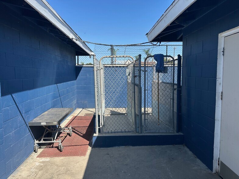 More Photos Of 1823 W San Bernardino Rd, West Covina Office For Sale