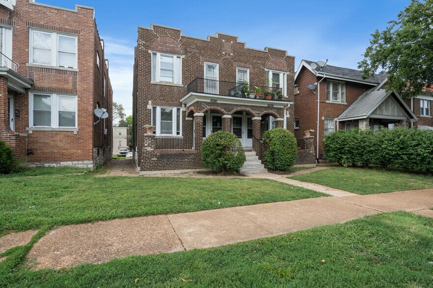 More Photos Of 5039-5041 Chippewa St, Saint Louis Multifamily For Sale