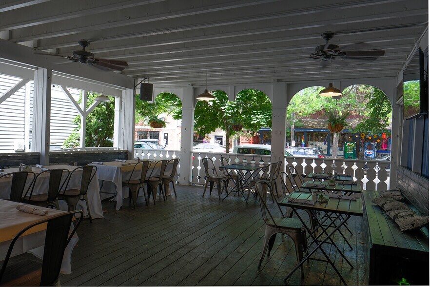 More Photos Of 202 Butler St, Saugatuck Restaurant For Sale