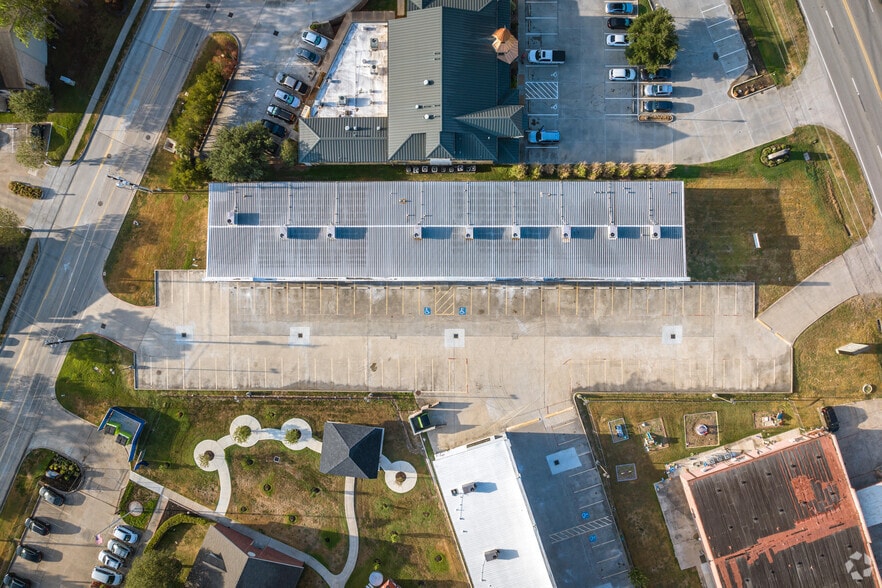 More Photos Of 2201 Thompson Rd, Richmond Unknown For Lease