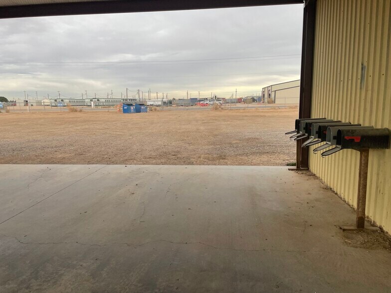 More Photos Of 32 County Road 201, Pecos Industrial For Lease