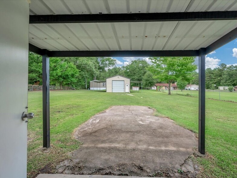 More Photos Of 4314 US Highway 69 N, Lufkin Office For Sale