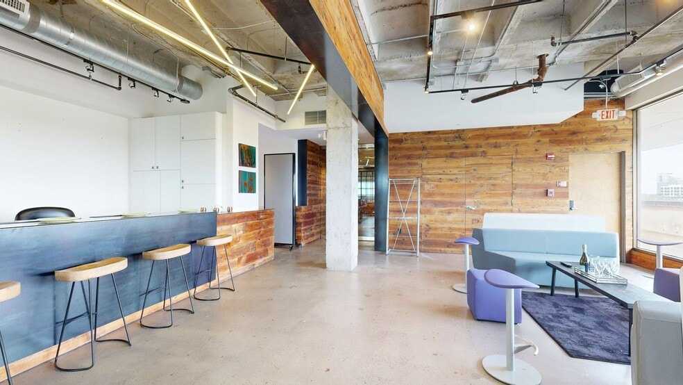 More Photos Of 550 Pharr Rd NE, Atlanta Office For Sale
