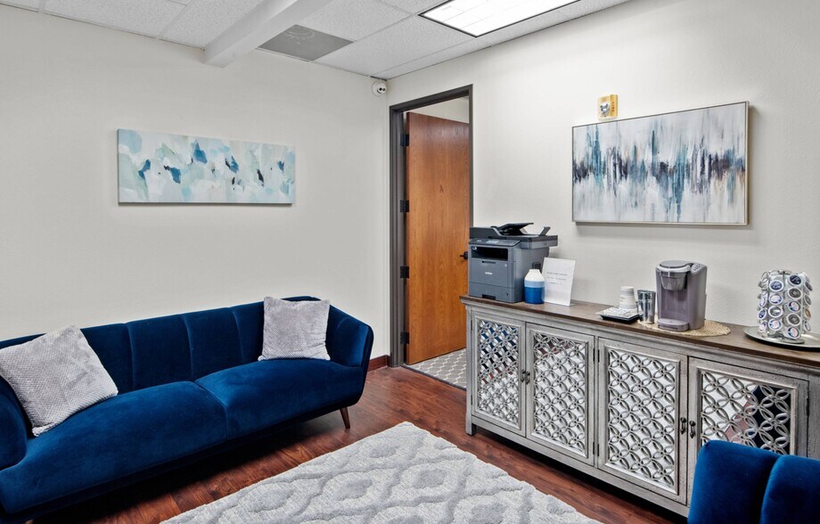 More Photos Of 1518 Legacy Dr, Frisco Office For Lease