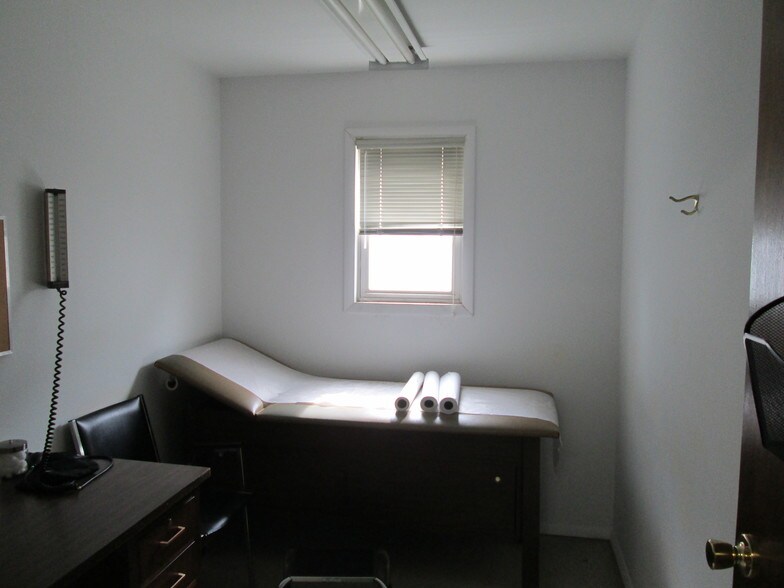 More Photos Of 2263 Saint Georges Ave, Rahway Medical For Lease