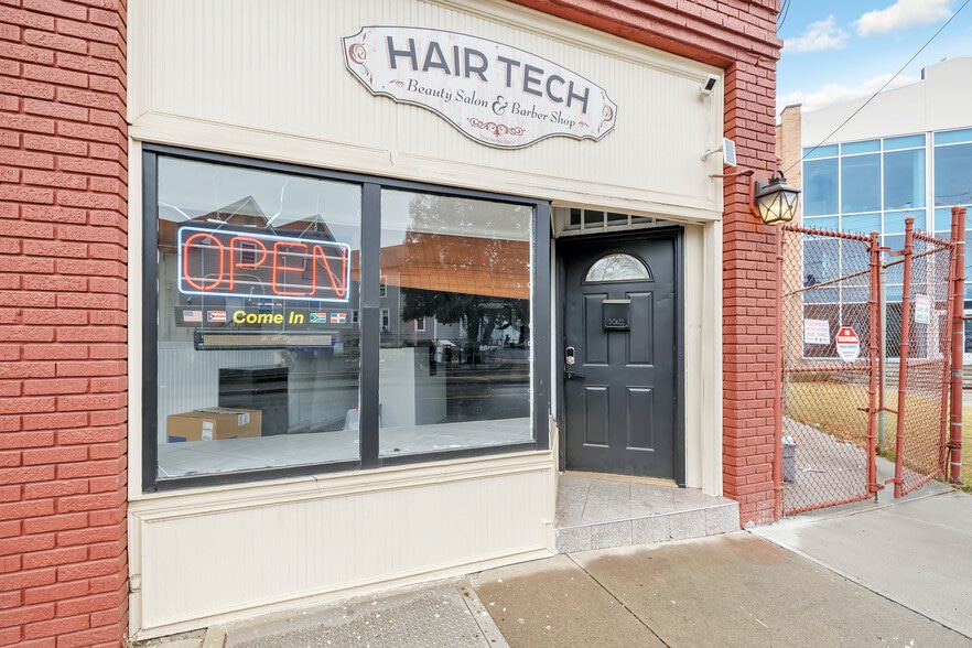 More Photos Of 6 Woodward Ave, Norwalk General Retail For Sale