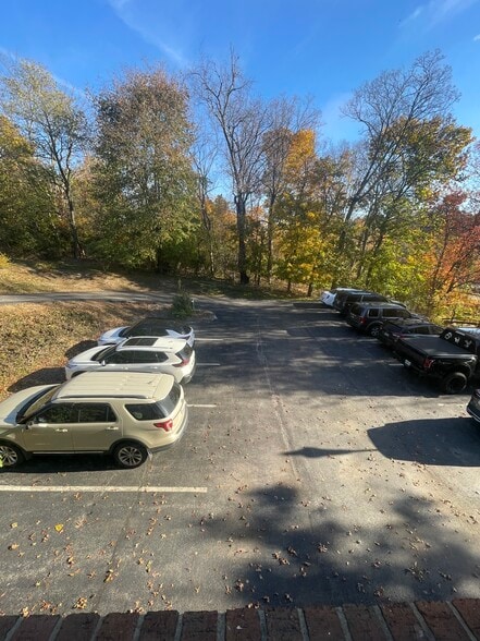 More Photos Of 995 Beaver Grade Rd, Coraopolis Medical For Lease