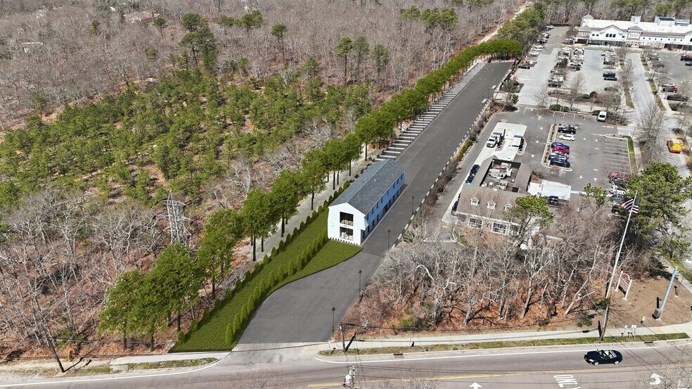 More Photos Of 200 W Montauk Hwy, Hampton Bays Freestanding For Lease