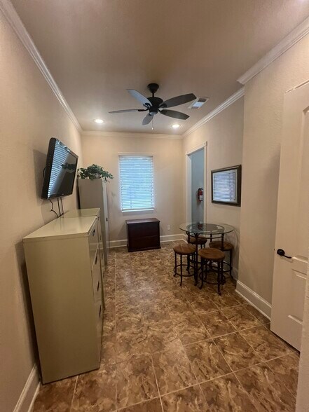 More Photos Of 5509 Louetta Rd, Spring Office For Sale