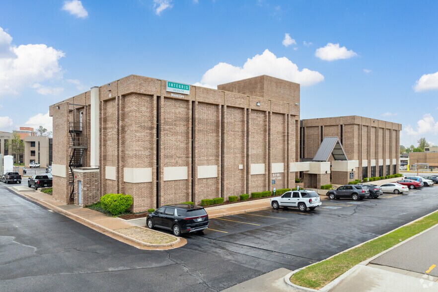 Primary Photo Of 5700 N Portland Ave, Oklahoma City Medical For Sale
