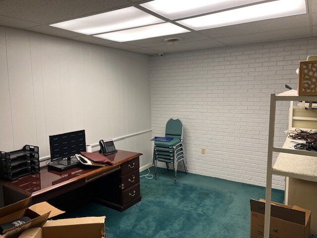 More Photos Of 601 Main St, Hereford Funeral Home For Sale