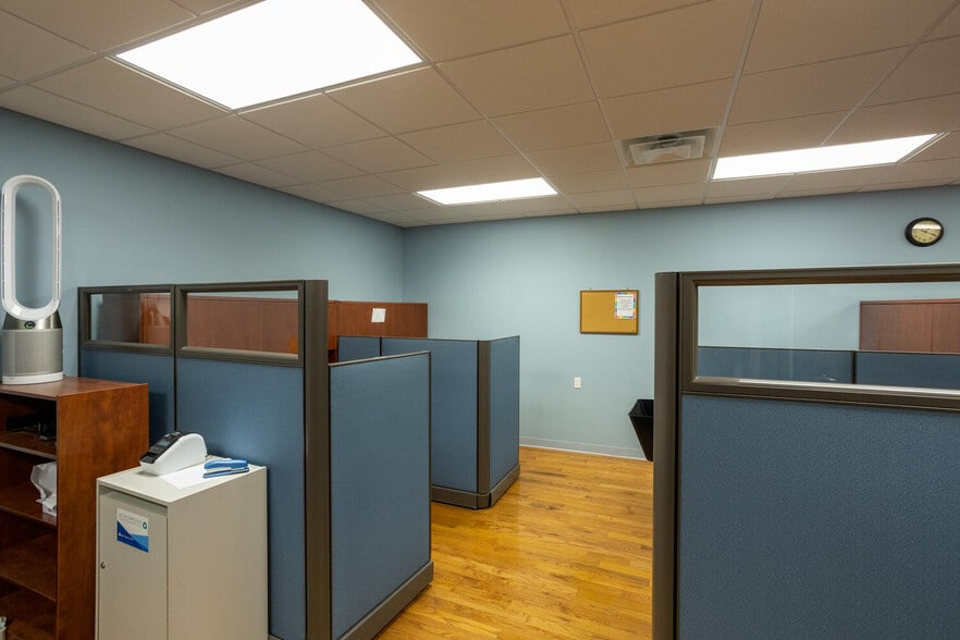 More Photos Of 17-19 Marble Ave, Pleasantville Storefront Retail Office For Sale