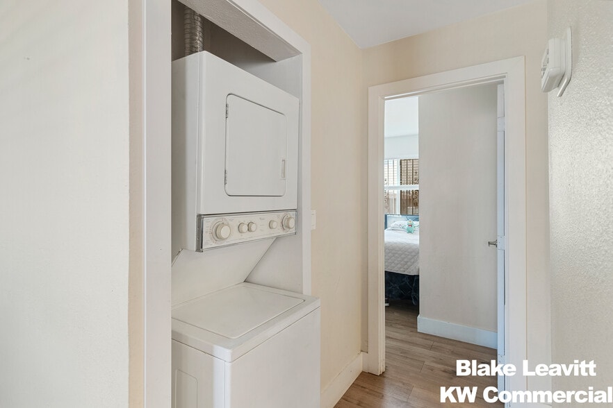 More Photos Of , Las Vegas Multifamily For Sale