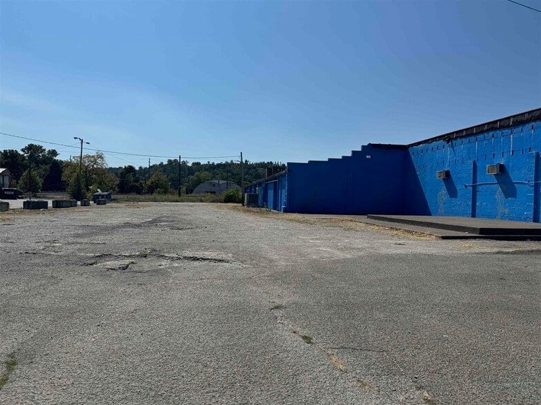 More Photos Of 137 7th Ave, Huntington Skating Rink For Sale