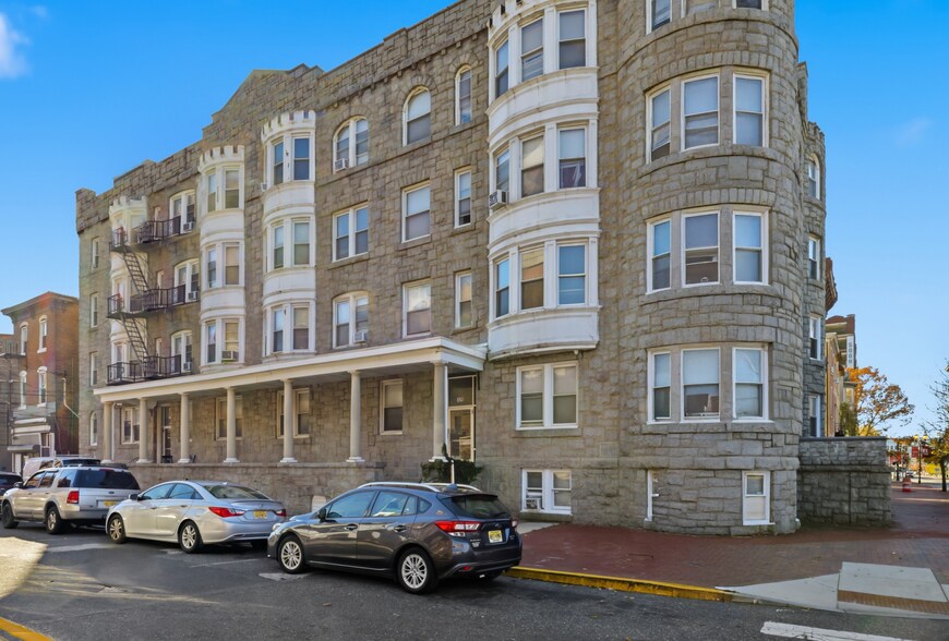 Primary Photo Of 232 Cooper St, Camden Apartments For Sale