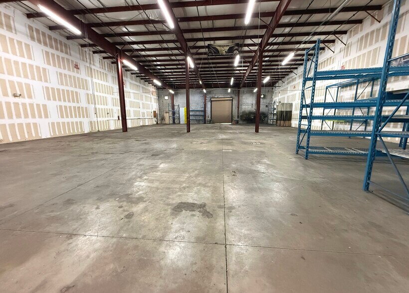 More Photos Of 348-380 Destination Daytona Ln, Ormond Beach, Ormond Beach Light Distribution For Lease