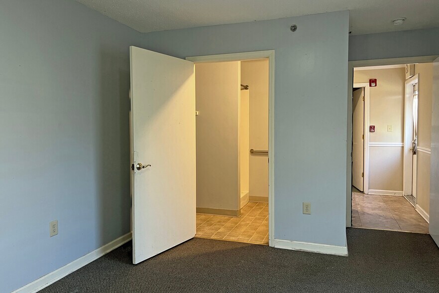 More Photos Of 1119 Brookhaven Rd, Franklin Healthcare For Sale