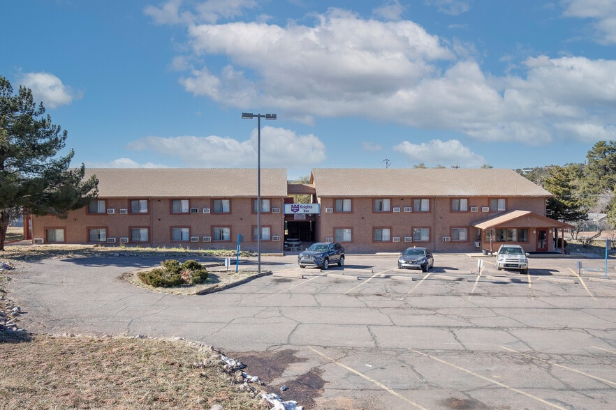 More Photos Of 101 W Phoenix St, Payson Hotel For Sale