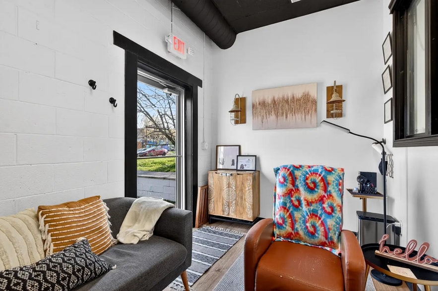 More Photos Of 4931 W Pages Ln, Louisville Freestanding For Sale