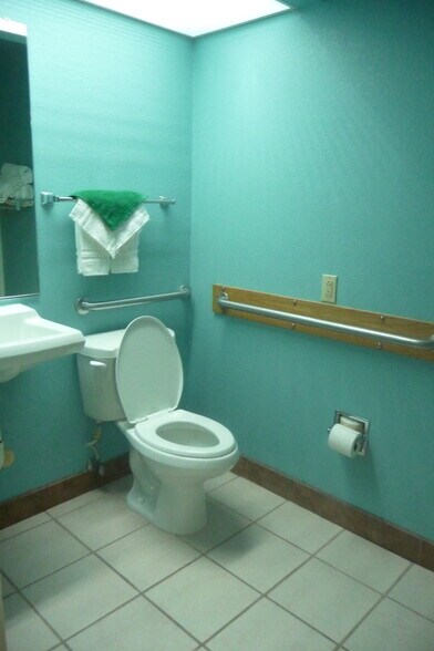 More Photos Of 3460 E Fry Blvd, Sierra Vista Hotel For Sale