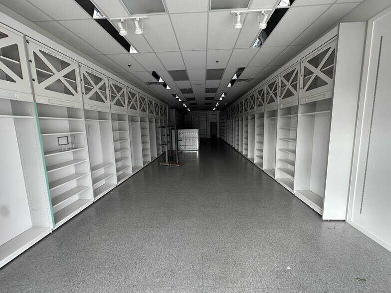 More Photos Of 10218 Sullivan Rd, Baton Rouge Unknown For Lease