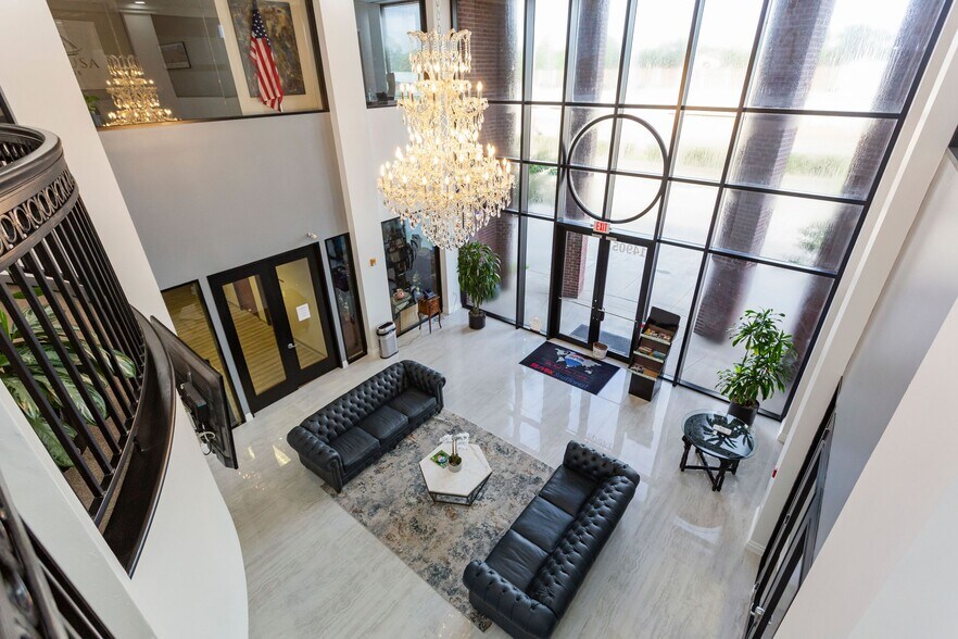 More Photos Of 14905 Southwest Fwy, Sugar Land Office For Lease