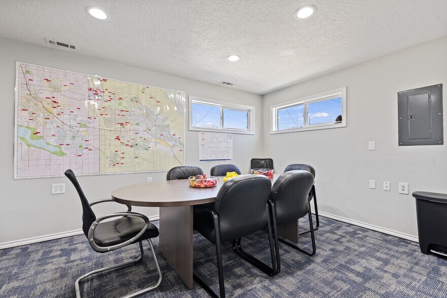 More Photos Of 124 E Pine Ave, Meridian Office For Sale