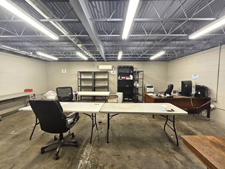 More Photos Of 1129 Baldwin St, Chattanooga Light Manufacturing For Sale