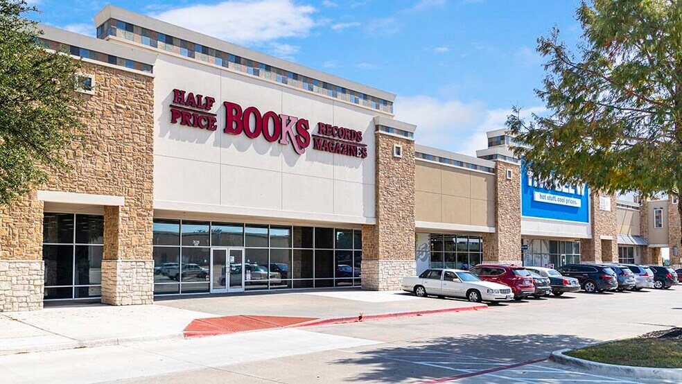 Primary Photo Of 7600-7620 Denton Hwy, Watauga Unknown For Sale